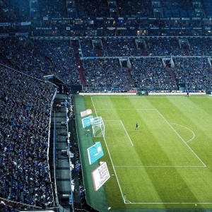 kaiyun.com：皇马阵容臻至终极形态！姆巴佩缺阵下三大巨星齐爆发，阿隆索手中王牌尽出