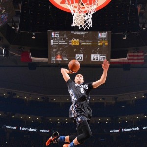 开云官网-阿隆索帅位保卫战进入关键阶段，维尼修斯与西蒙尼三番对决定胜负