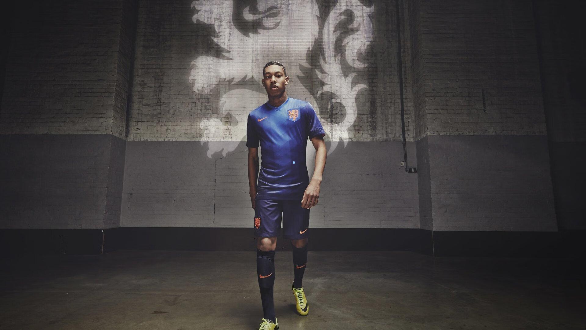 皇马昔日名宿批评维尼修斯表现未达续约标准，多数队友亦陷类似窘境